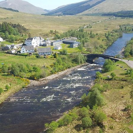 Bridge Of Orchy Hotel Eksteriør billede