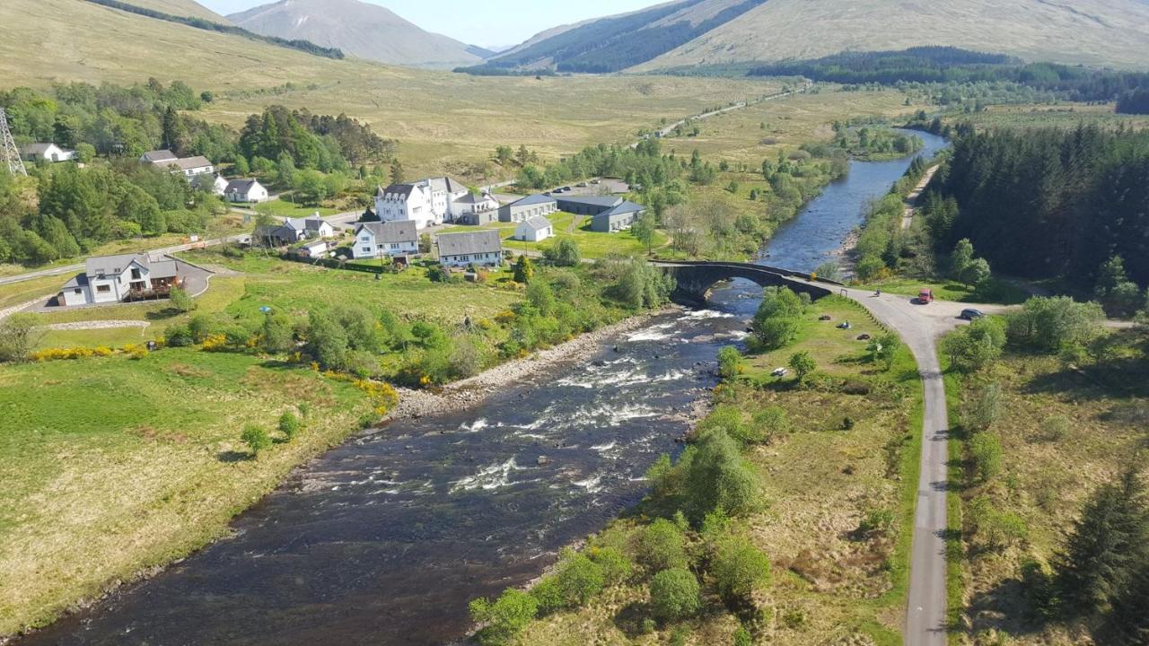 Bridge Of Orchy Hotel Eksteriør billede